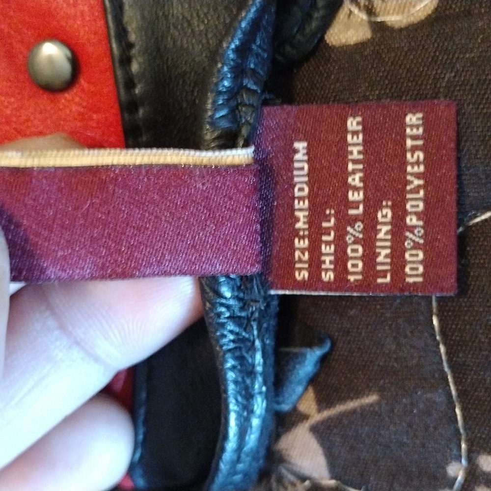 Leather Gloves - Picture 5 of 8